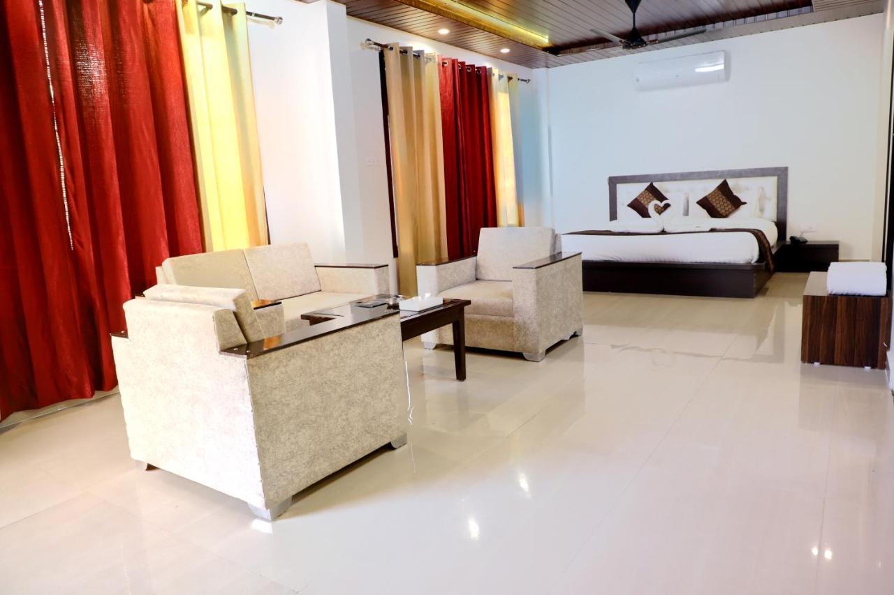 Skywood Resort Shoghi Shogi Exterior foto
