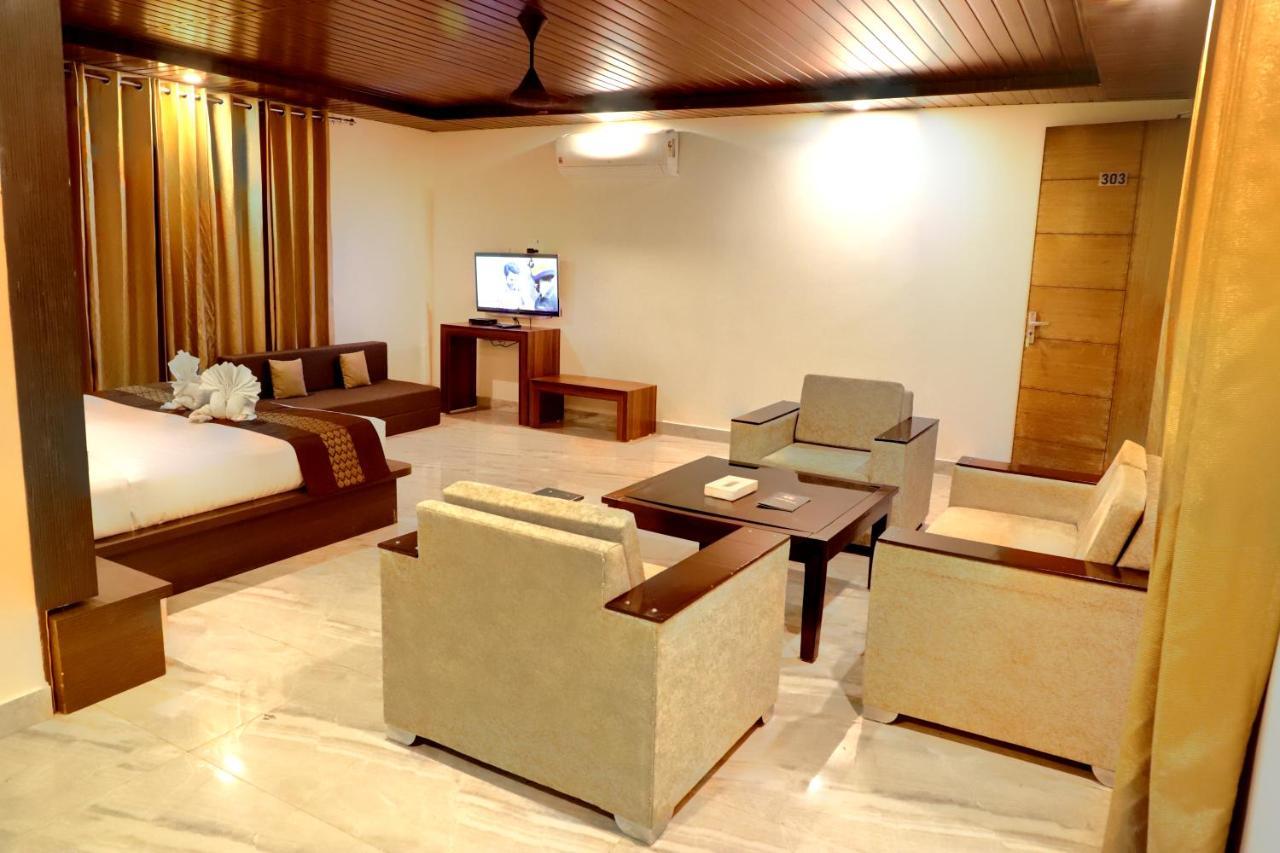 Skywood Resort Shoghi Shogi Exterior foto