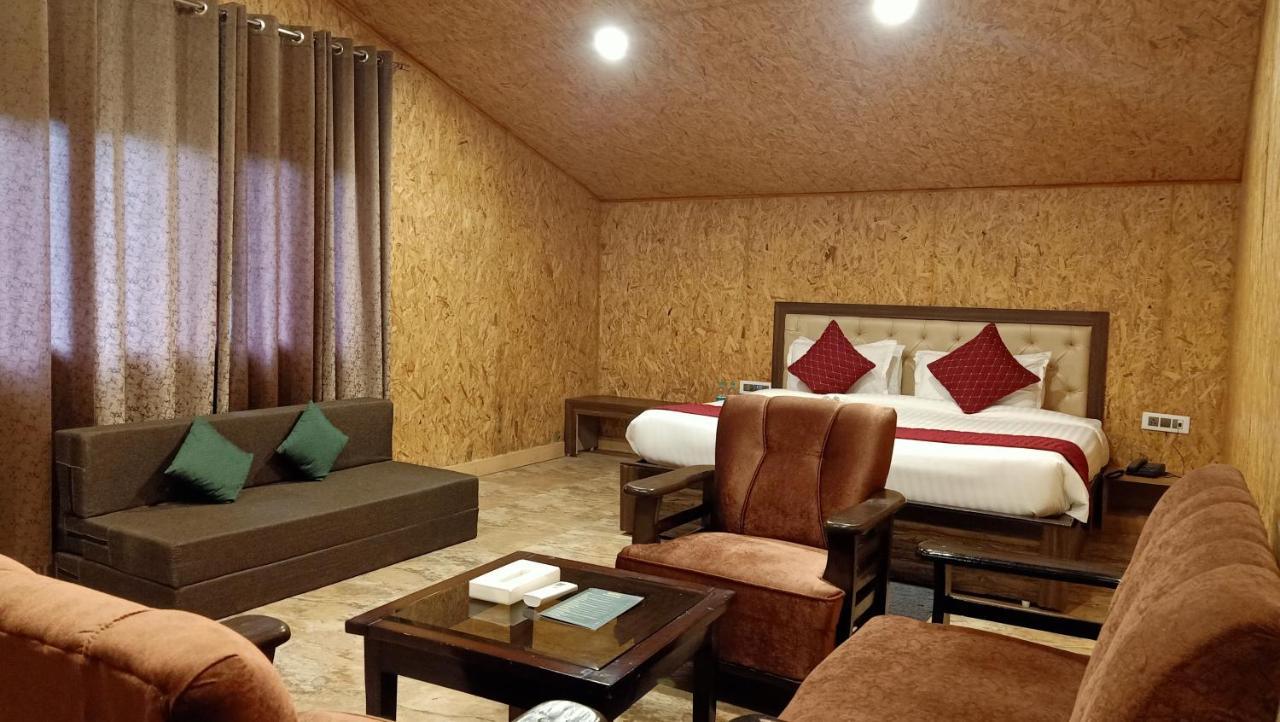 Skywood Resort Shoghi Shogi Exterior foto