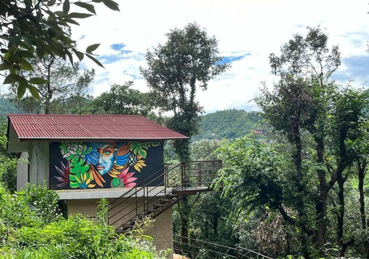 Skywood Resort Shoghi Shogi Exterior foto